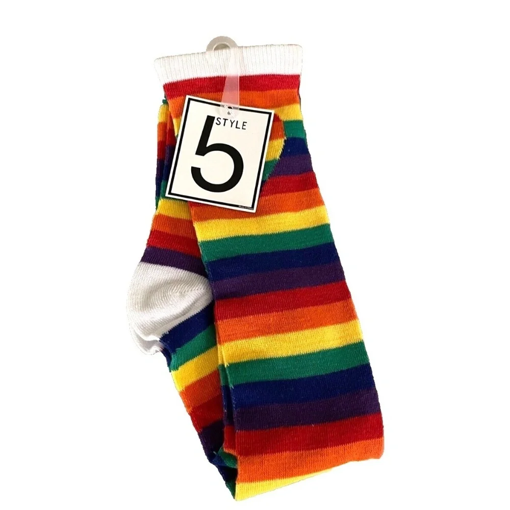 5 Style Women's‎ PRIDE Knee Socks; Rainbow/Heart; Women's Size 9-11